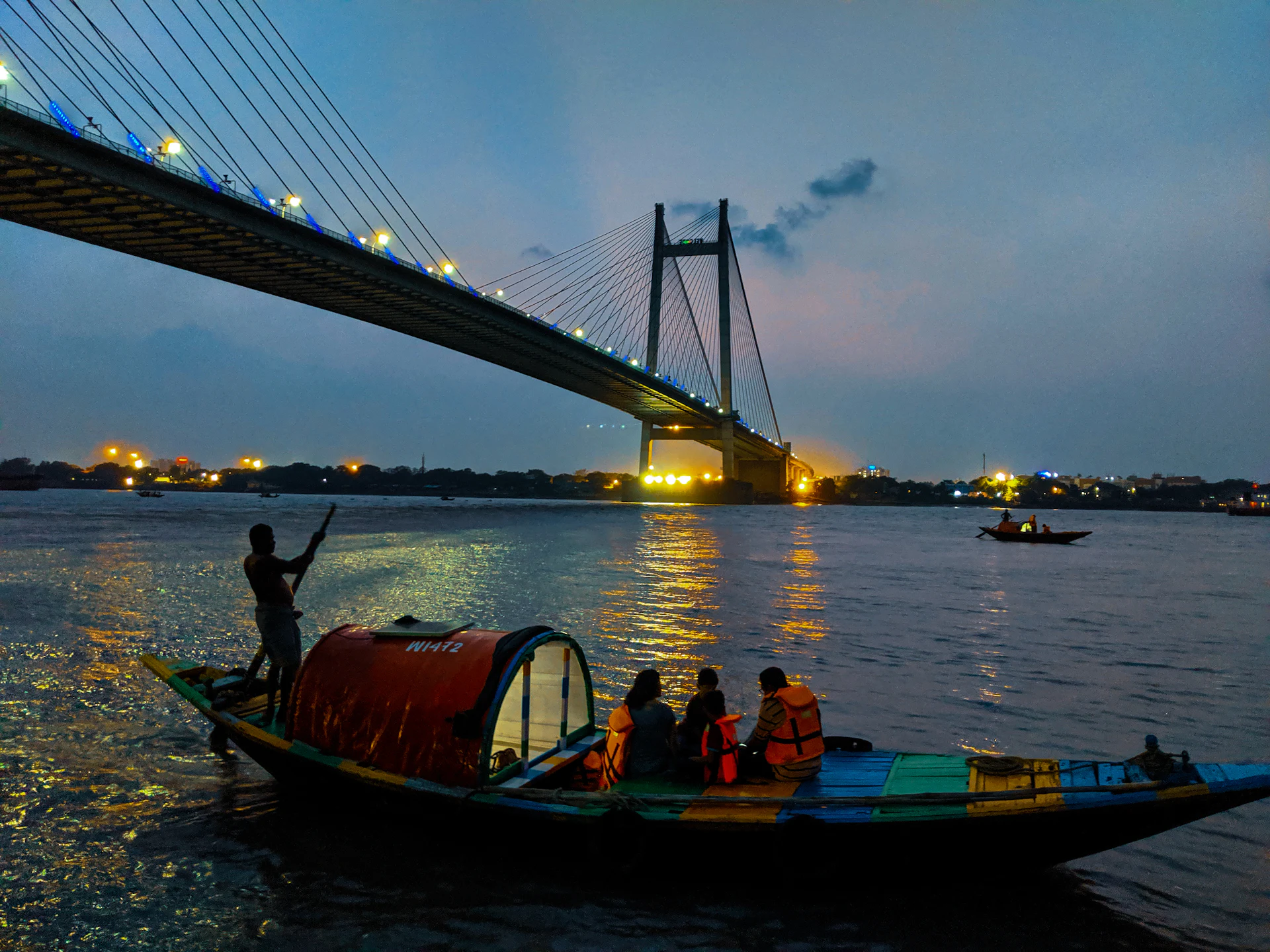 Website design company in Kolkata - Vidyasagar Setu at dusk